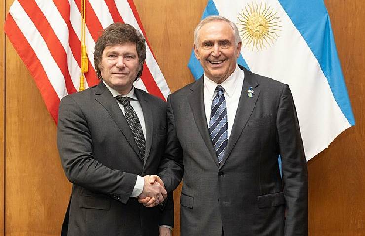Javier Milei e l'ambasciatore degli Stati Uniti Marc Stanley