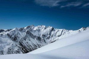 Panorama montagne innevate