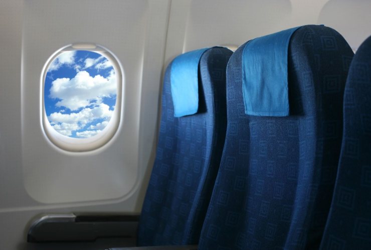 Ecco la ragione per cui i sedili degli aerei sono di colore blu