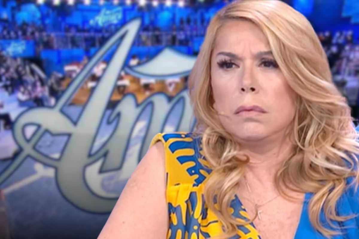 Ex allieva di Amici contro Anna Pettinelli