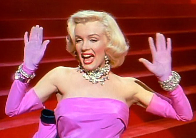 Marilyn Monroe nel classico gl uomini preferiscono le bionde