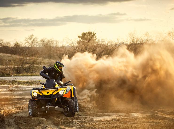 un quad durante un rally